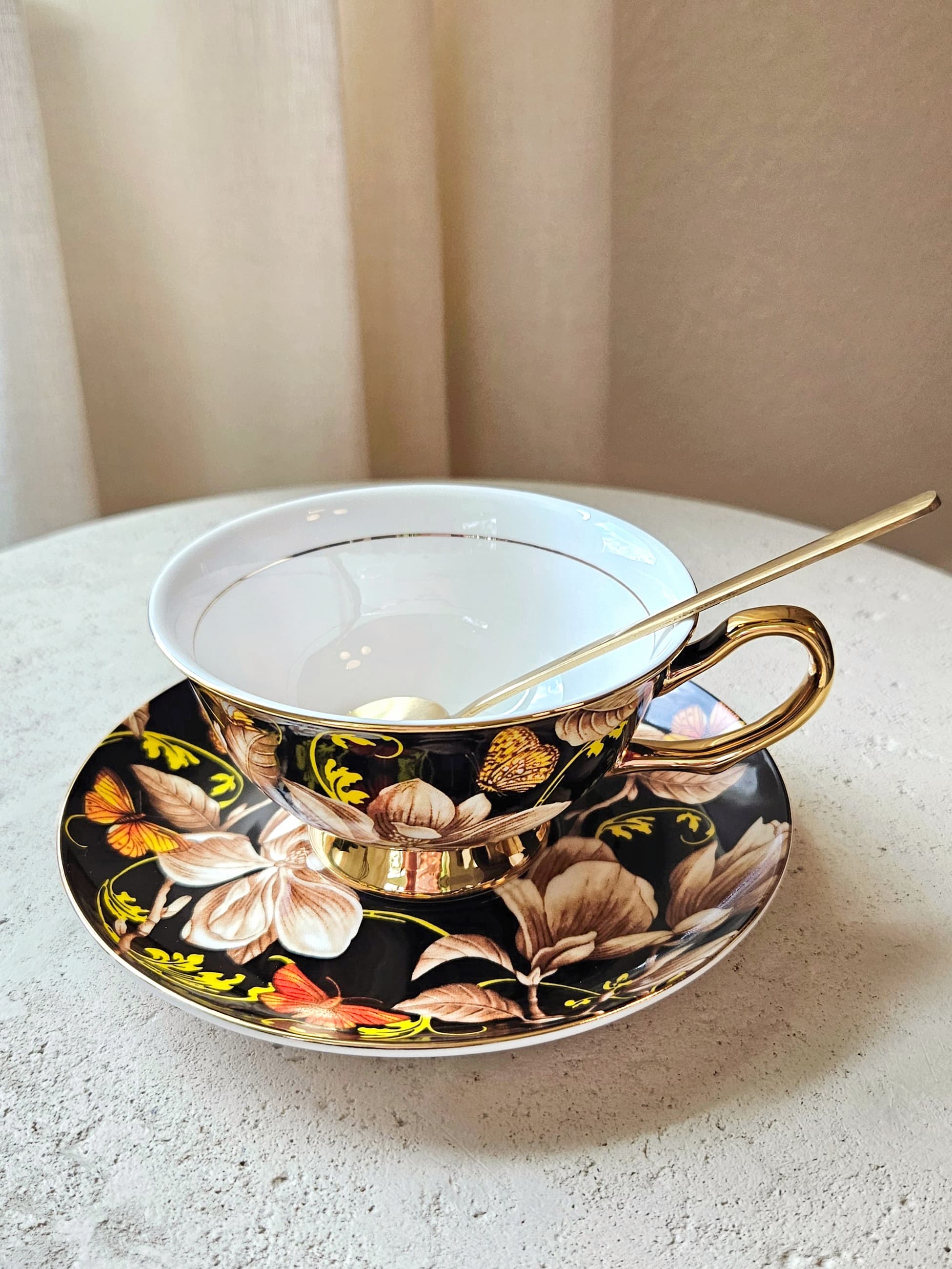 Magic Garden Teacup Set