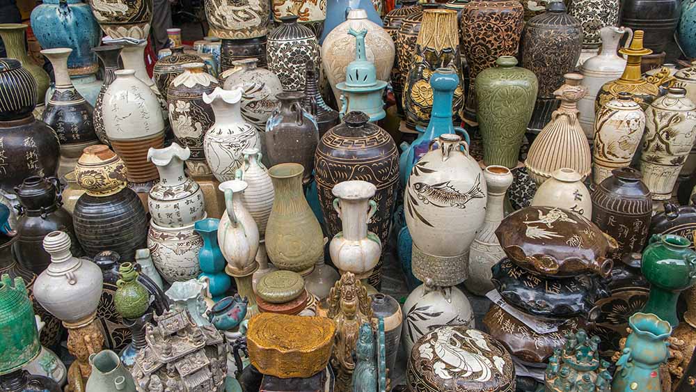 Chinese ceramics at a Beijing market